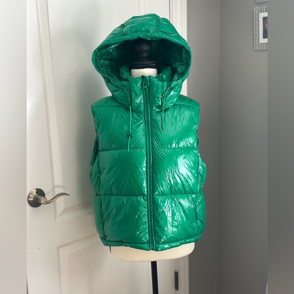 Zara Green Sleeveless Quilted Hooded Puffer Vest Size M Rare